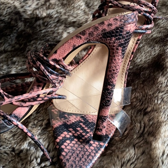 Snake skin stiletto - Picture 5 of 5